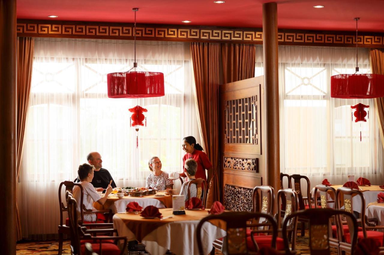 Bali Dynasty Resort Kuta Lombok Exteriér fotografie A restaurant in Beijing