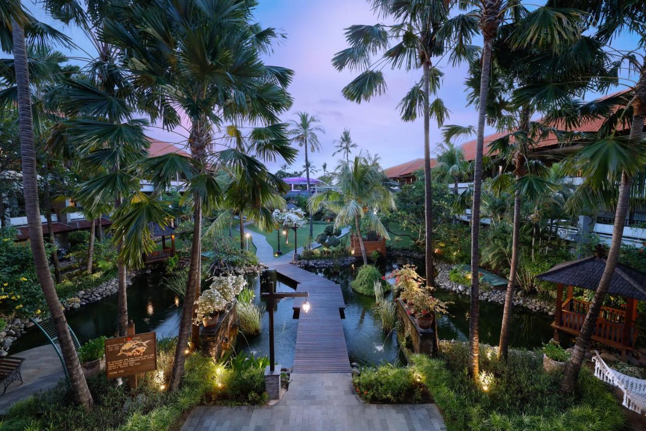 Bali Dynasty Resort Kuta Lombok Exteriér fotografie The Village
