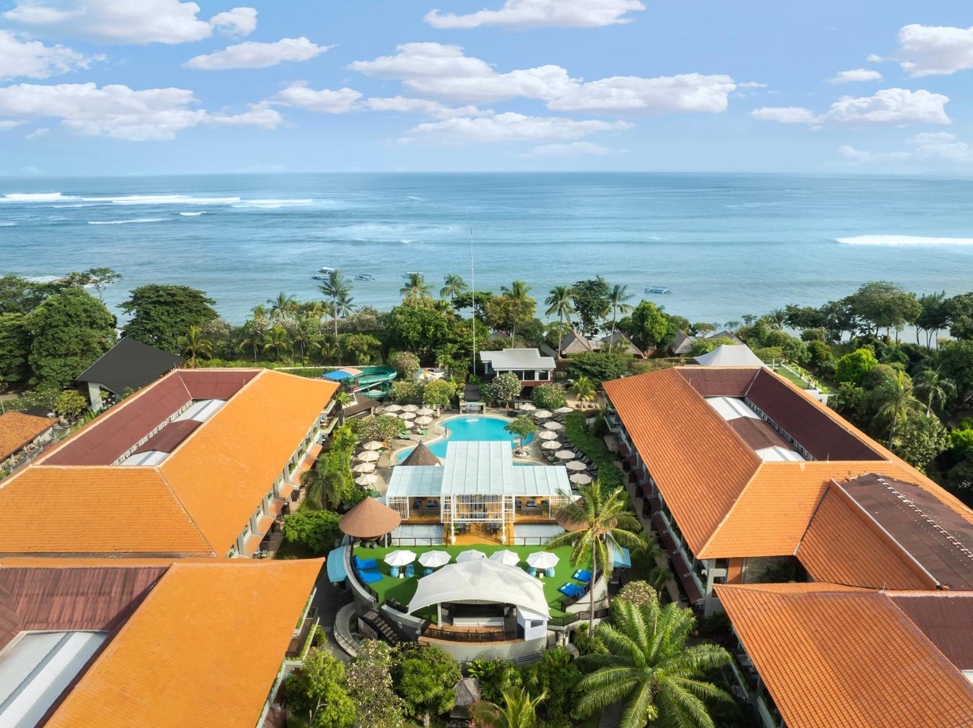Bali Dynasty Resort Kuta Lombok Exteriér fotografie Aerial view of the resort